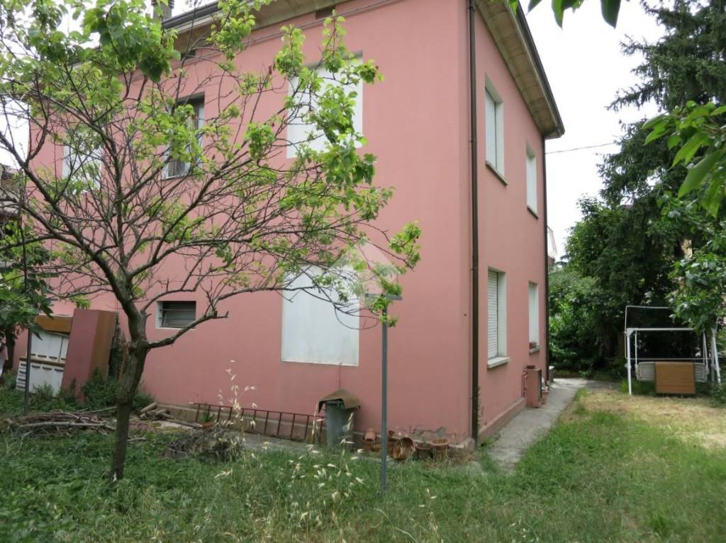 Casa Indipendente in vendita a Morciano di Romagna via Roma
