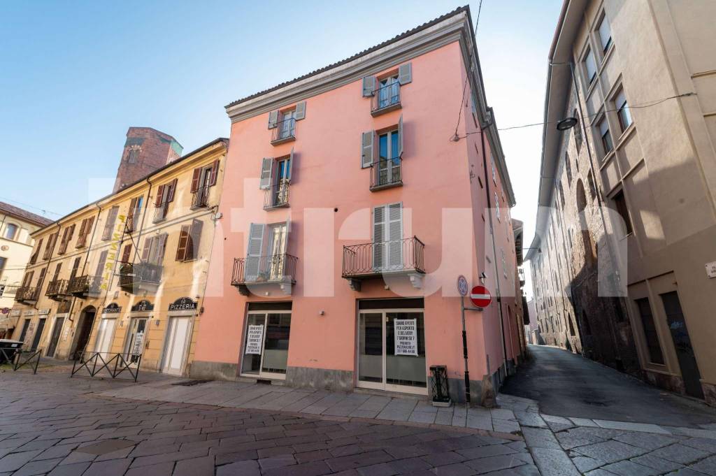 Appartamento in vendita ad Asti via Asinari 2