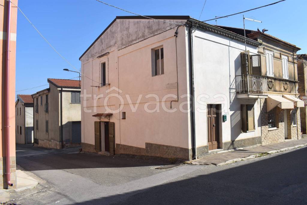 Villa in vendita a Briatico corso Giuseppe Garibaldi, 64