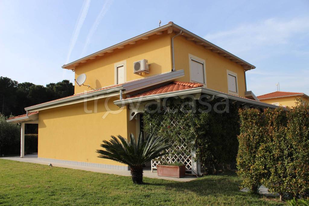 Villa in vendita a Pizzo riviera Prangi Deviazione 8