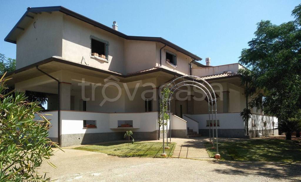 Villa Bifamiliare in in vendita da privato a Malvito san Nicola, 1