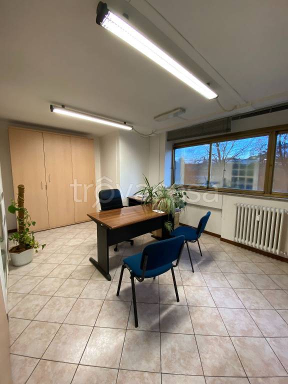 Ufficio in in affitto da privato a Firenze via Giuseppe Bezzuoli, 20