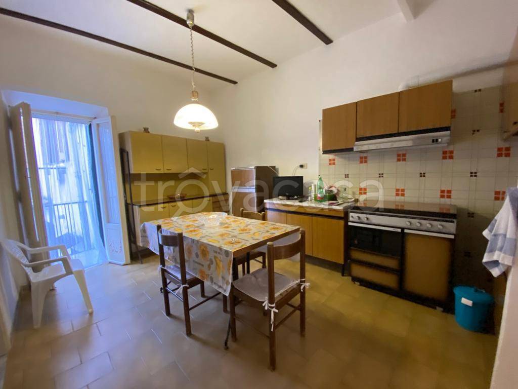 Appartamento in vendita a Sperlonga via dei Benedettini